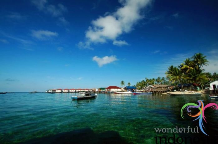 Derawan kalimantan maratua east islands beach paradise resort divers tip island ario latitudes indonesia borneo nu