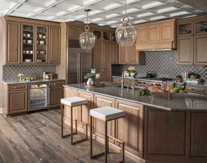 Kitchen warm paint colors kitchens color cabinets taupe brown ideas hgtv design small family decorating contemporary wolter countertops room wall